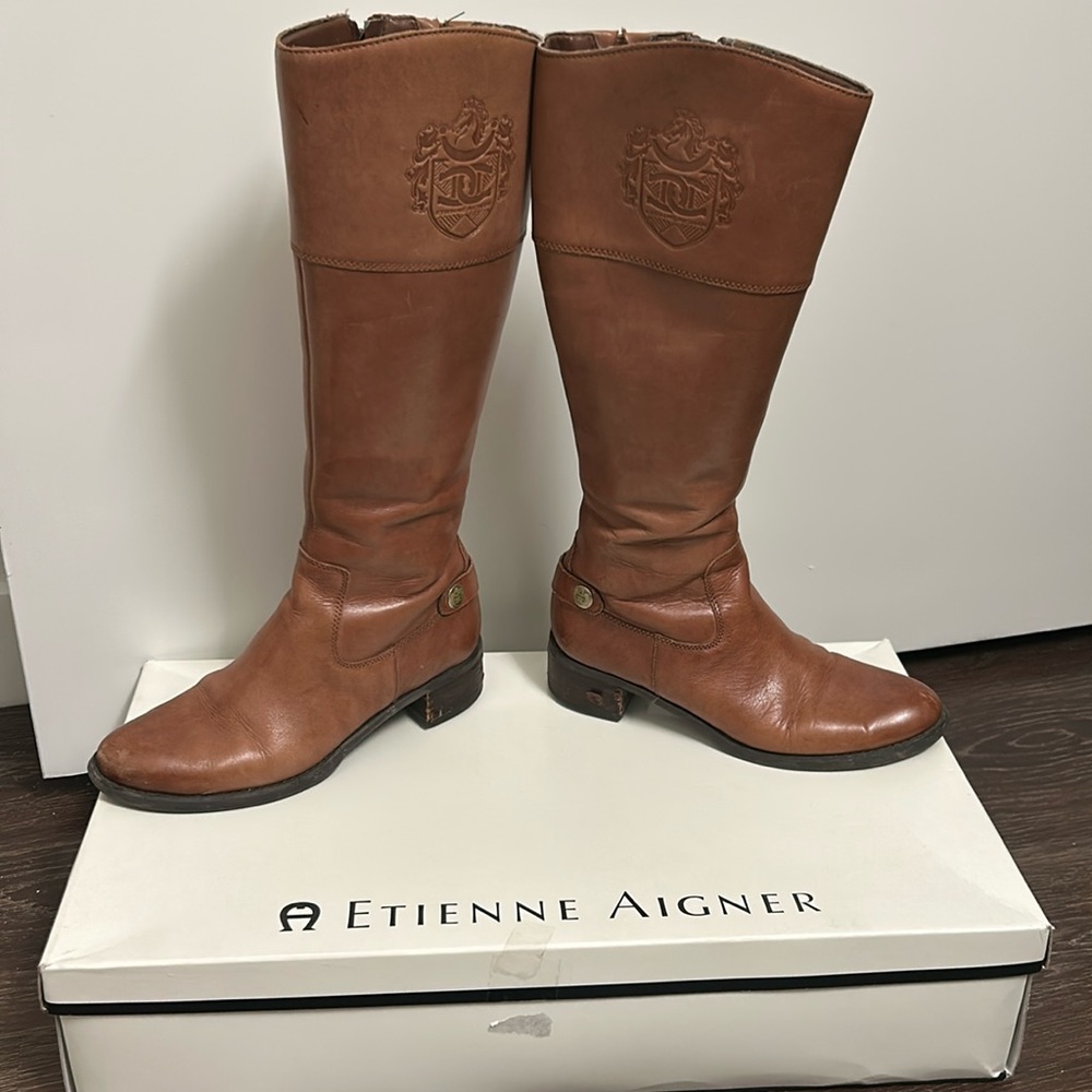 Étienne Agnier Knee High Leather Tan Ridding boot with 1.25” block heel.